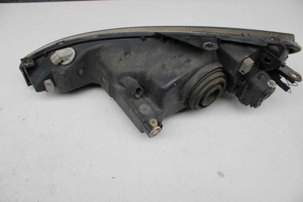 PHARE DROIT PEUGEOT  - Vue 2